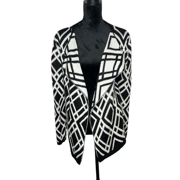 Versona Open Front Geometric Black and White Women's Cardigan Size Medium - Picture 1 of 10